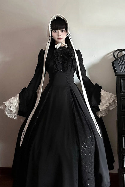 [Pre-order Deadline: November 6] Black and White Gothic Widow Lace Princess Sleeve Faux Two-Piece Long Dress