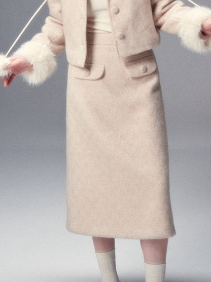 Sweet wool fur jacket + tight midriff skirt