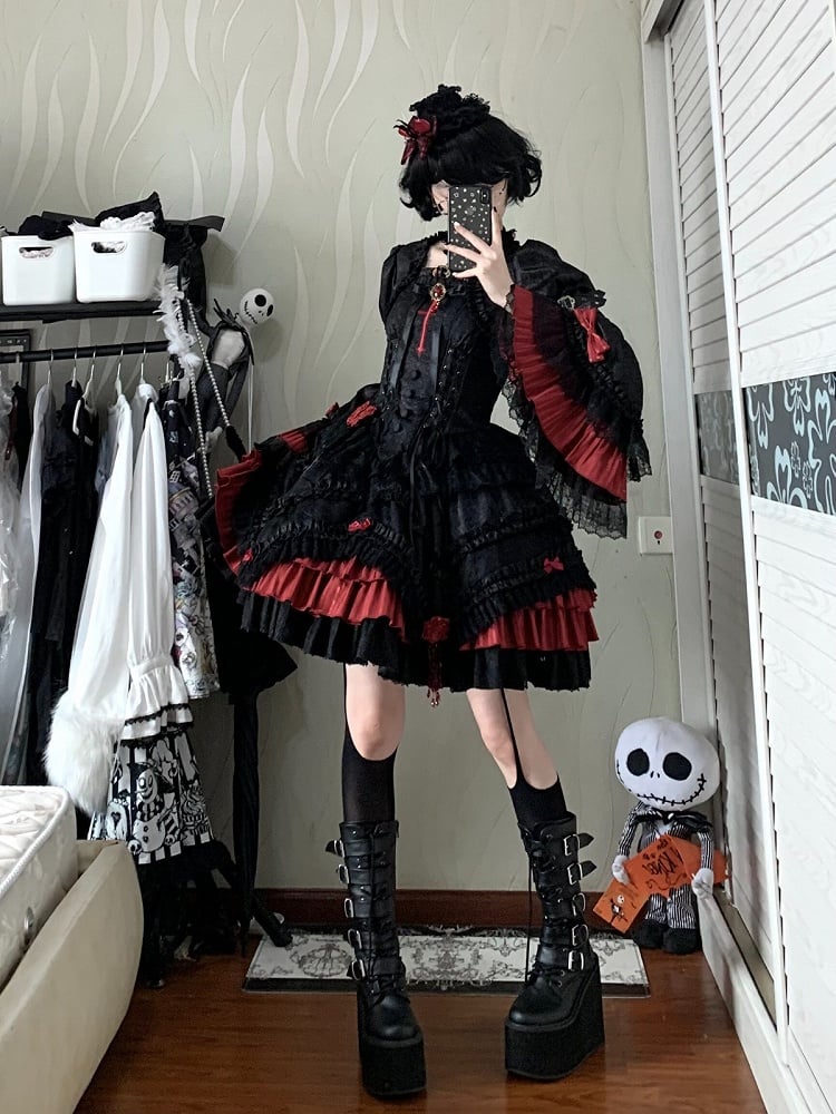 【4月21日予約締切】ブラッドフィーストダークゴシックローズクロスコルセットサスドレス＋ベルスリーブショートジャケット＋アクセサリー