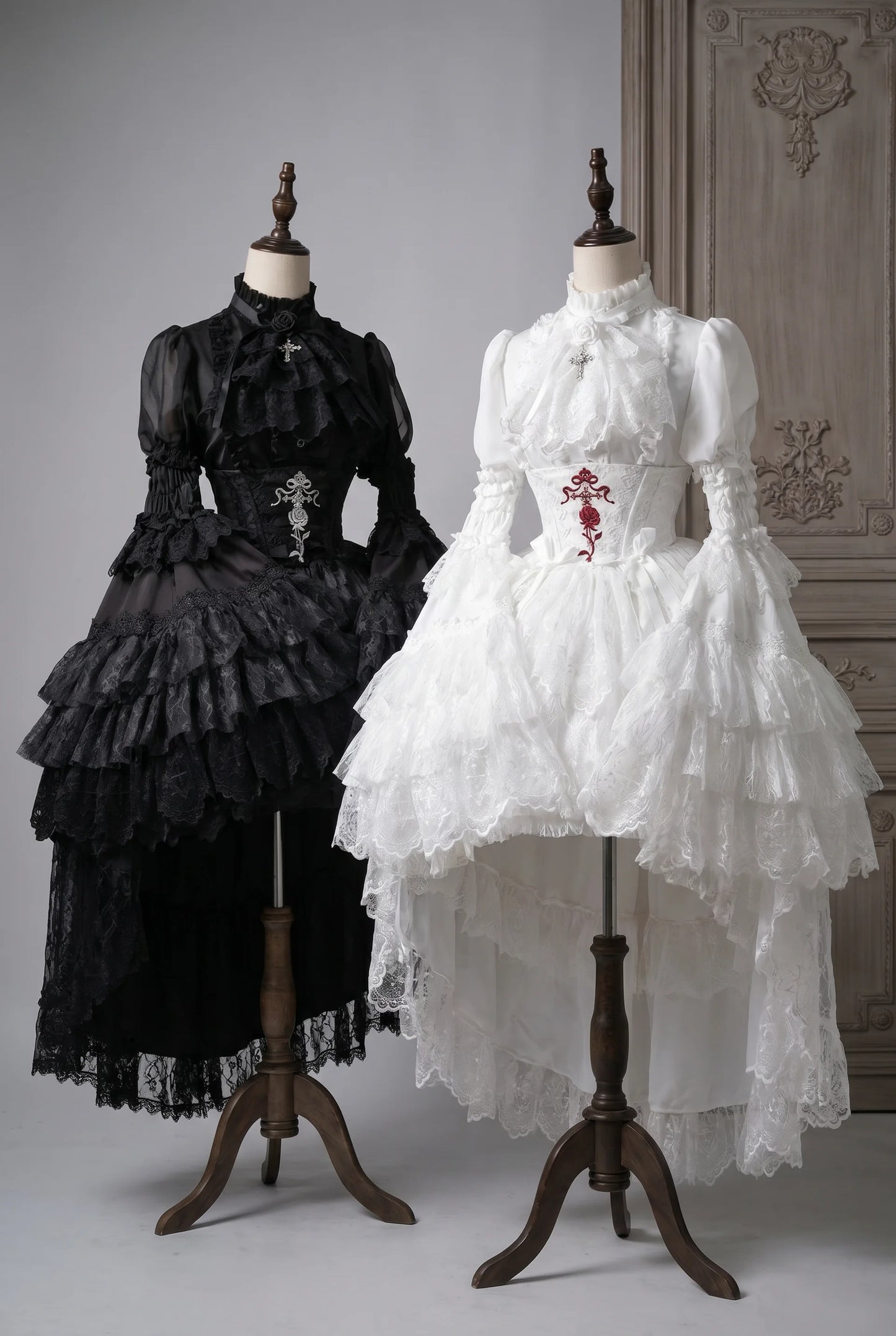 [Preordine entro il 18 marzo] Gonna Dark Kawaii Gothic Lolita + Camicia + Fascia per capelli + Cappello + Manica