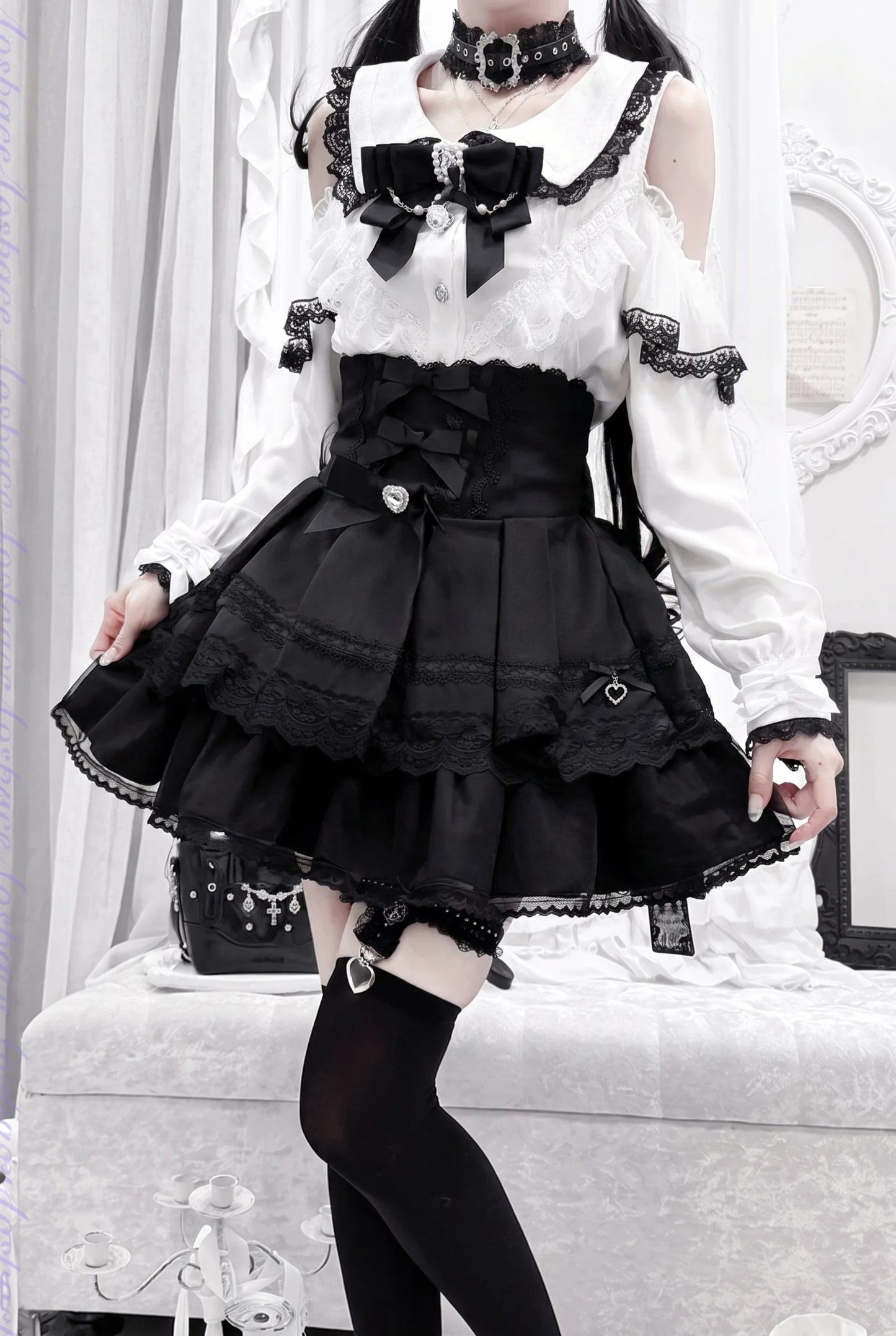 Off-Shoulder-Spitzenbluse im Jirai-Kei-Stil