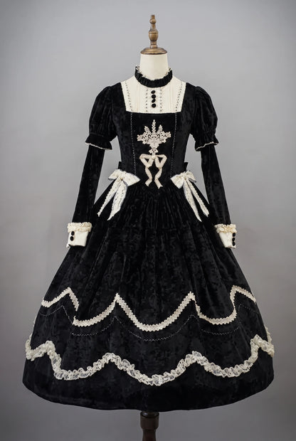 Pfingstrosen-Träumerei Samt-Lolita-Kleid