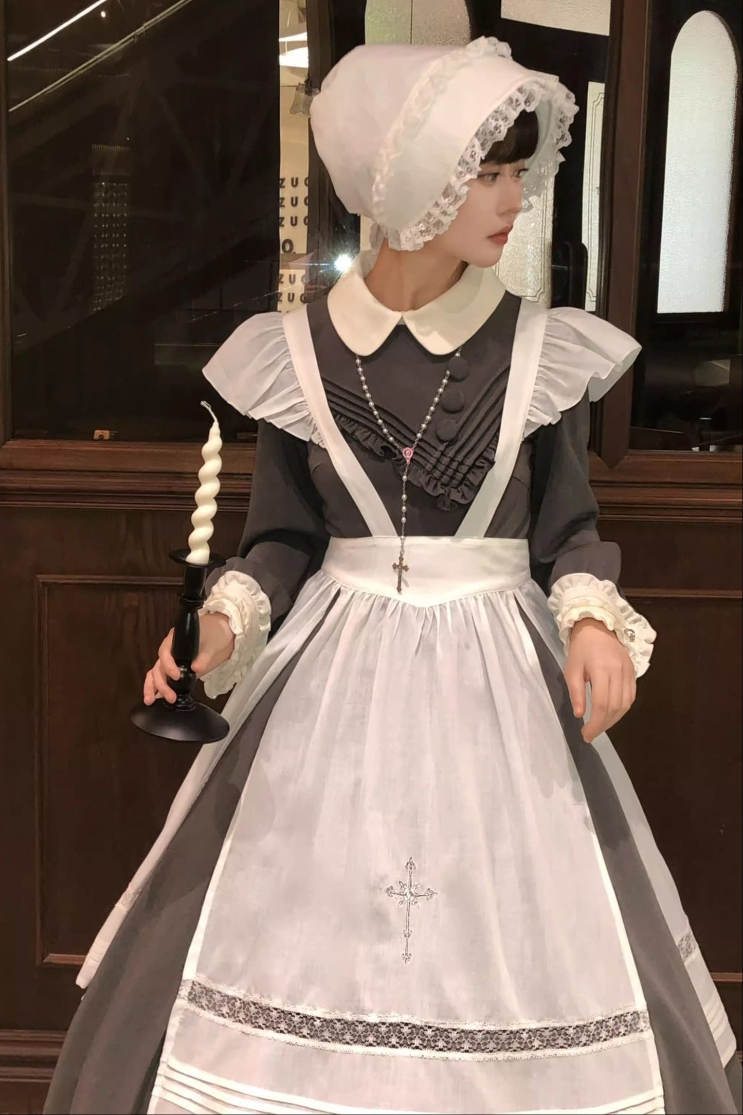 【12月21日予約締切】クラシックロリータ修道女ロングドレス＋クロスフリルエプロン＋ボンネット