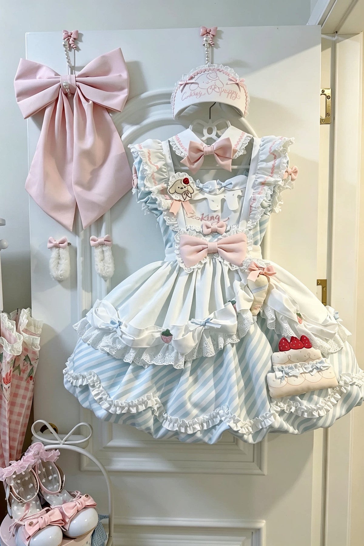 Ensemble robe Lolita à fleurs et chien