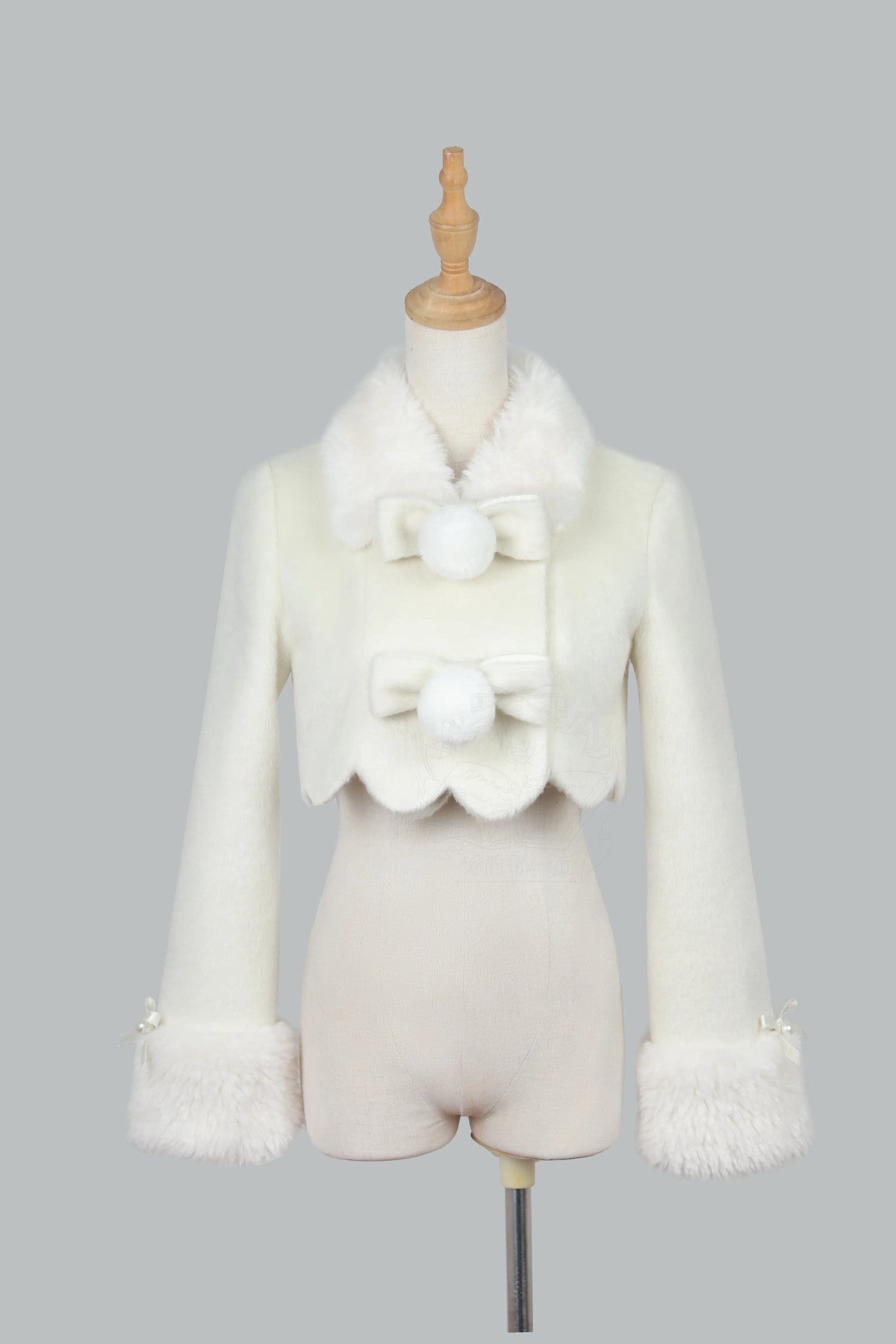 Fluffy Bow Cape and Skirt Set-Up