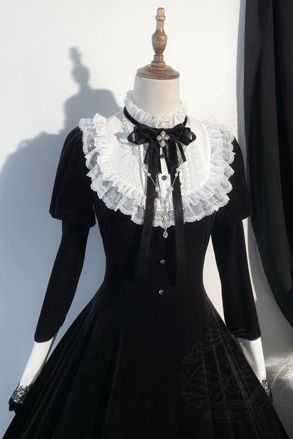 Cross-Cut Light Gothic Lolita Dress