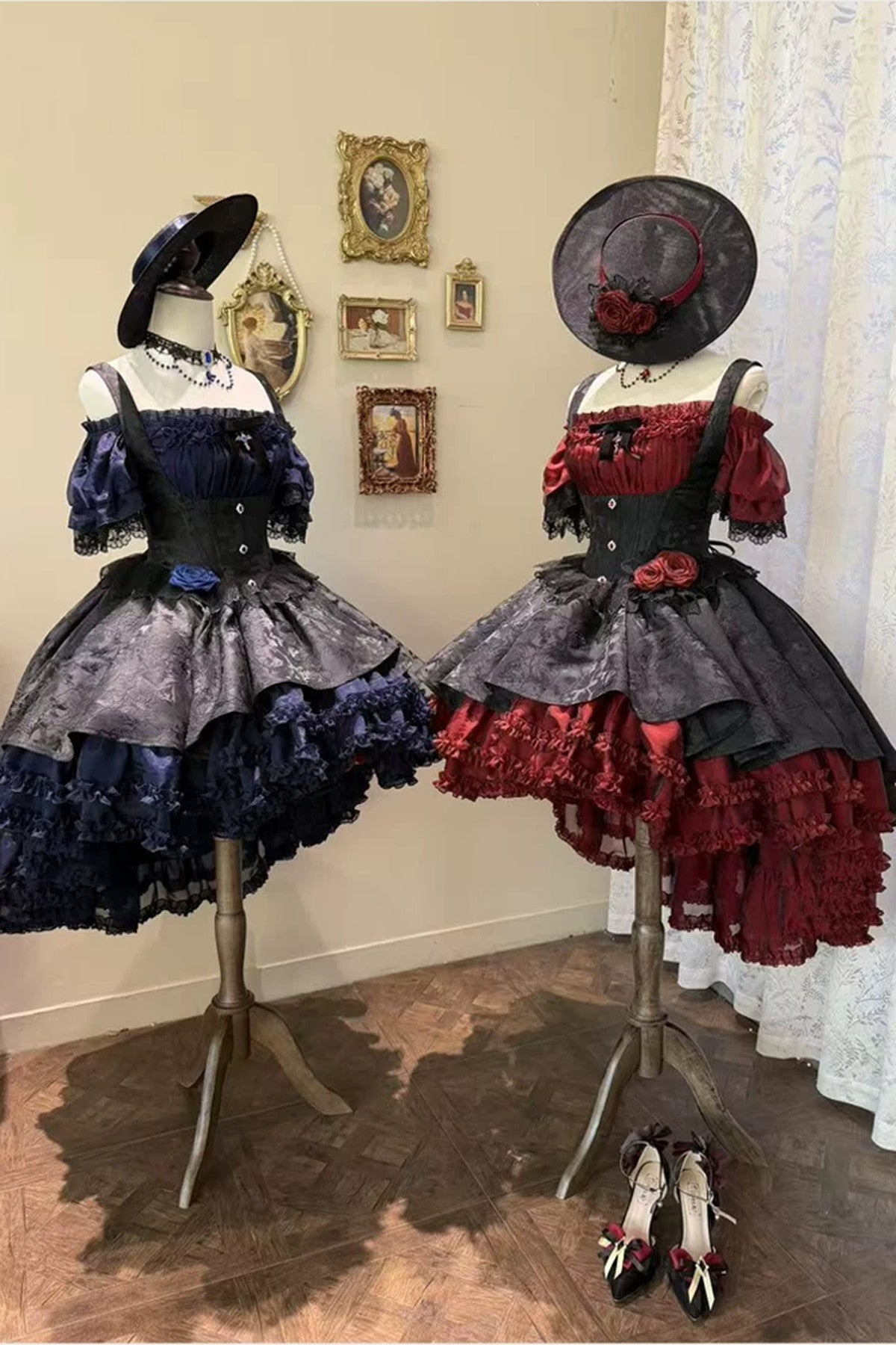 Mini-robe gothique élégante à roses