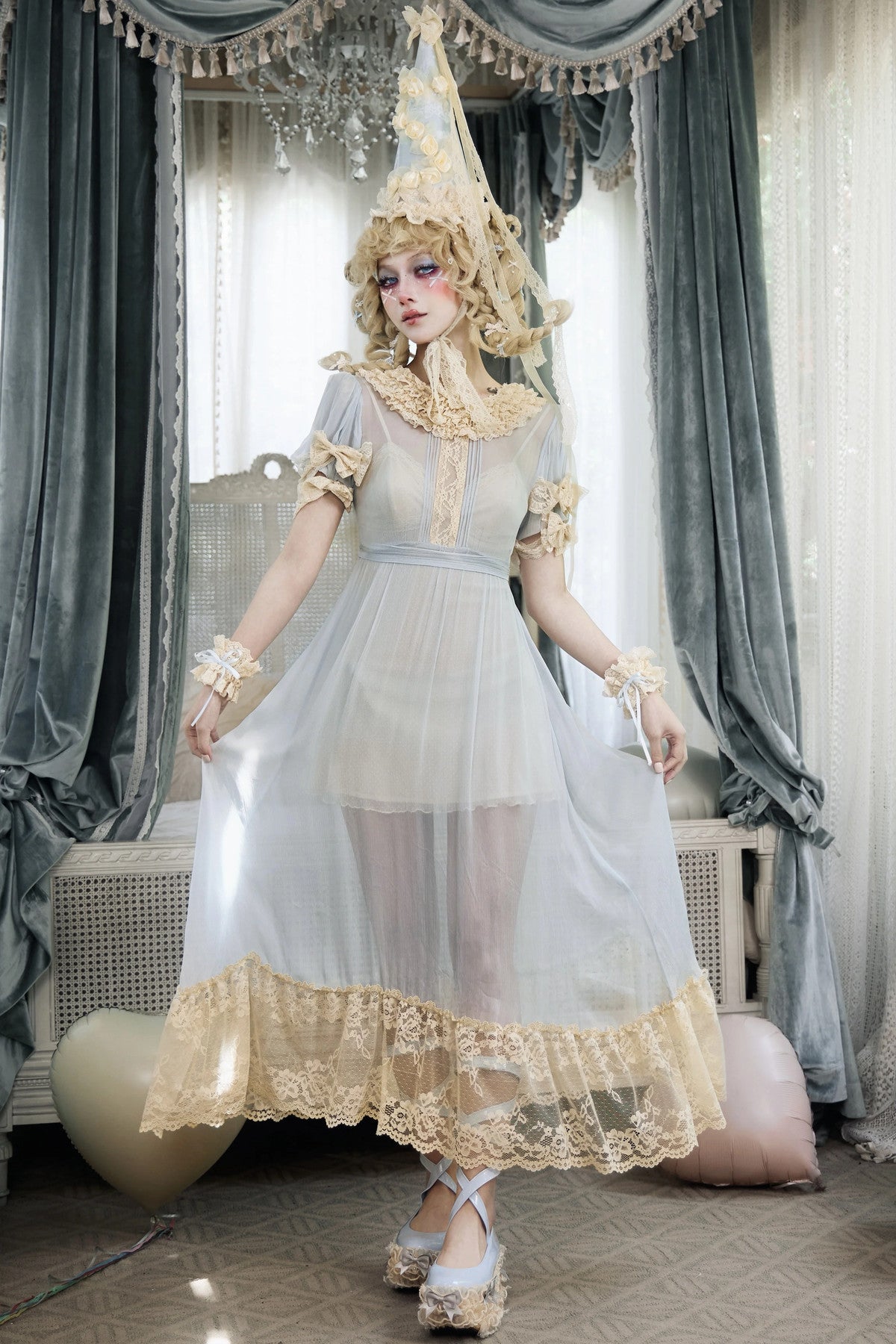 Doll-Like Baby Blue Lace Dress Set