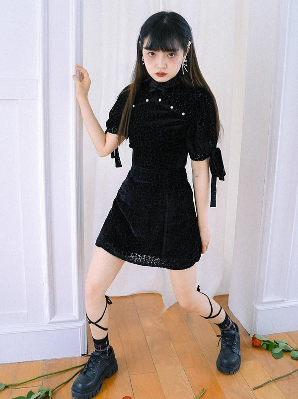 Pearl Flower Race Pufflibon Sleeve Back Race Up China Dress