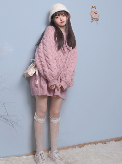 Cable knitting oversized knit sweater
