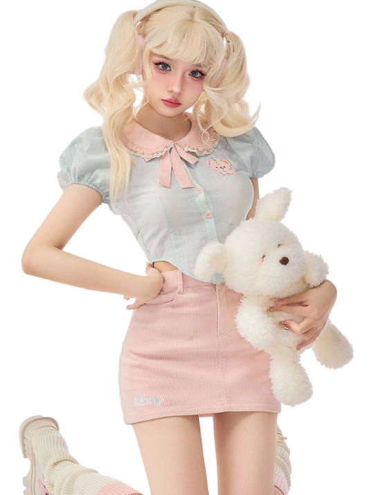 Doll color puff sleeve shirt + logoominice skirt