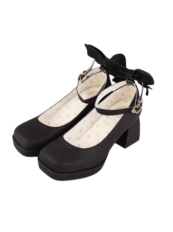 シャイニングパテントレザーヒール