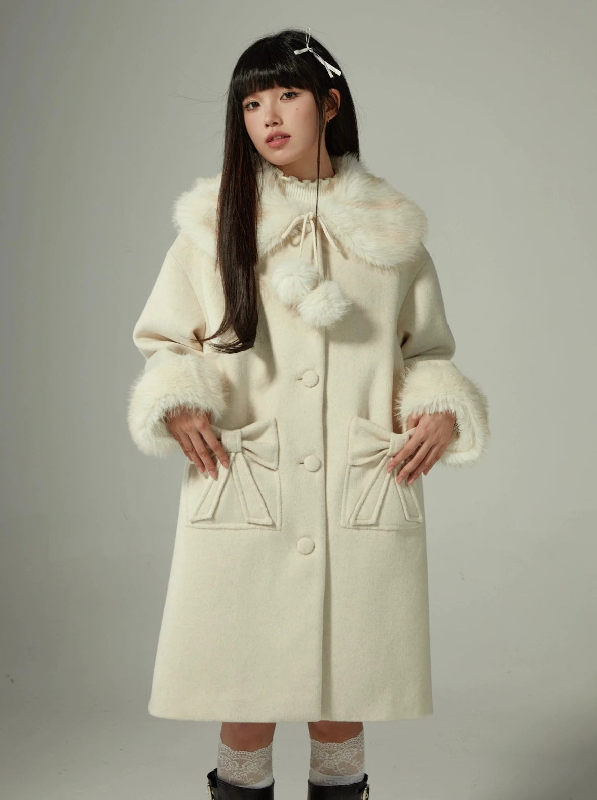 Double Ribbon Fur Ball Collar Coat