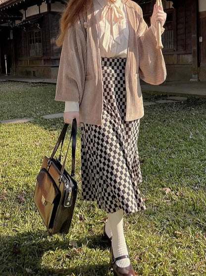 cherry note Showa retro feather jacket + chiffon ribbon shirt + checkered skirt + dark gray skirt + brooch