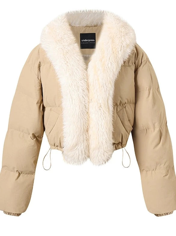 Small silhouette splicing quilting fur down jacket [Reservation item]