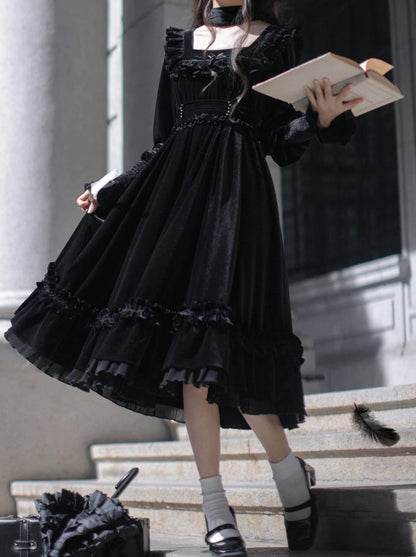 Black Swan French Retro Square Collar Velvet Elegant Dress + Belt + Ribbon [Reserved Item].