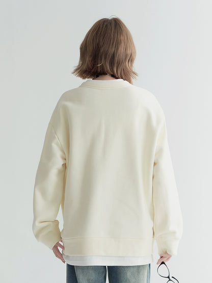 Faux two-piece loose light-colored sweatshirt