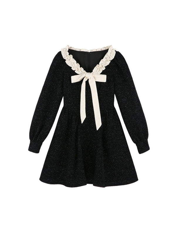 black dress with white ribbon Velvet maxi dress with bows and cutouts Color: Black/White RASARIO Online Boutique 34 (FR) / Black/White