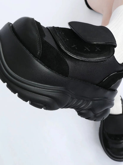 Macaron Dark Little Black Shoes