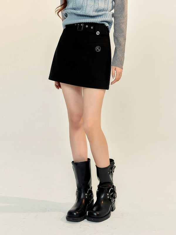 ワンポイントショートスカート