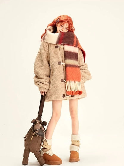 Retro Horn Butterfly Letter Loose Boa Coat