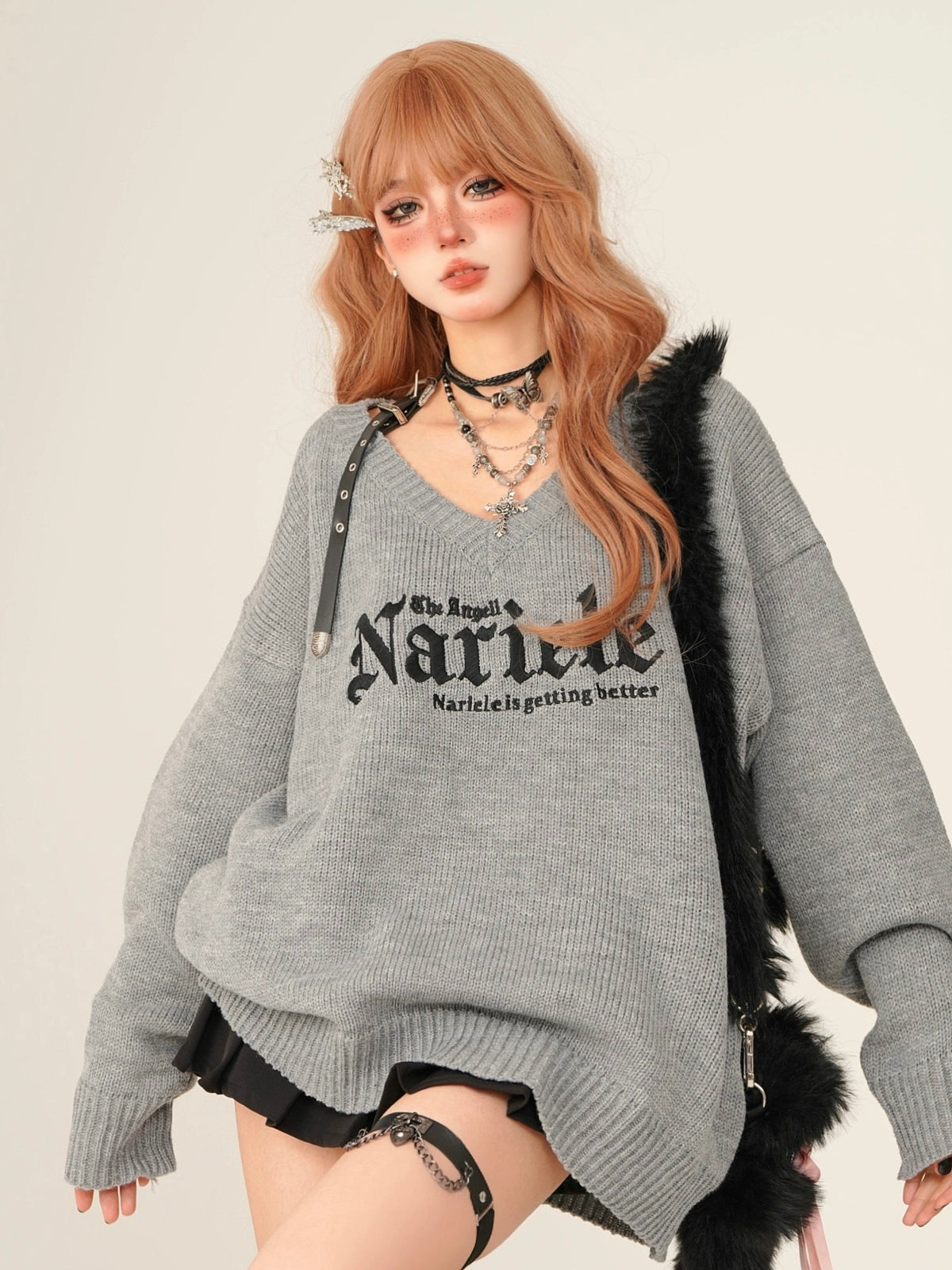 Lazy Style Letter V-Neck Loose Knit [Reserved Item