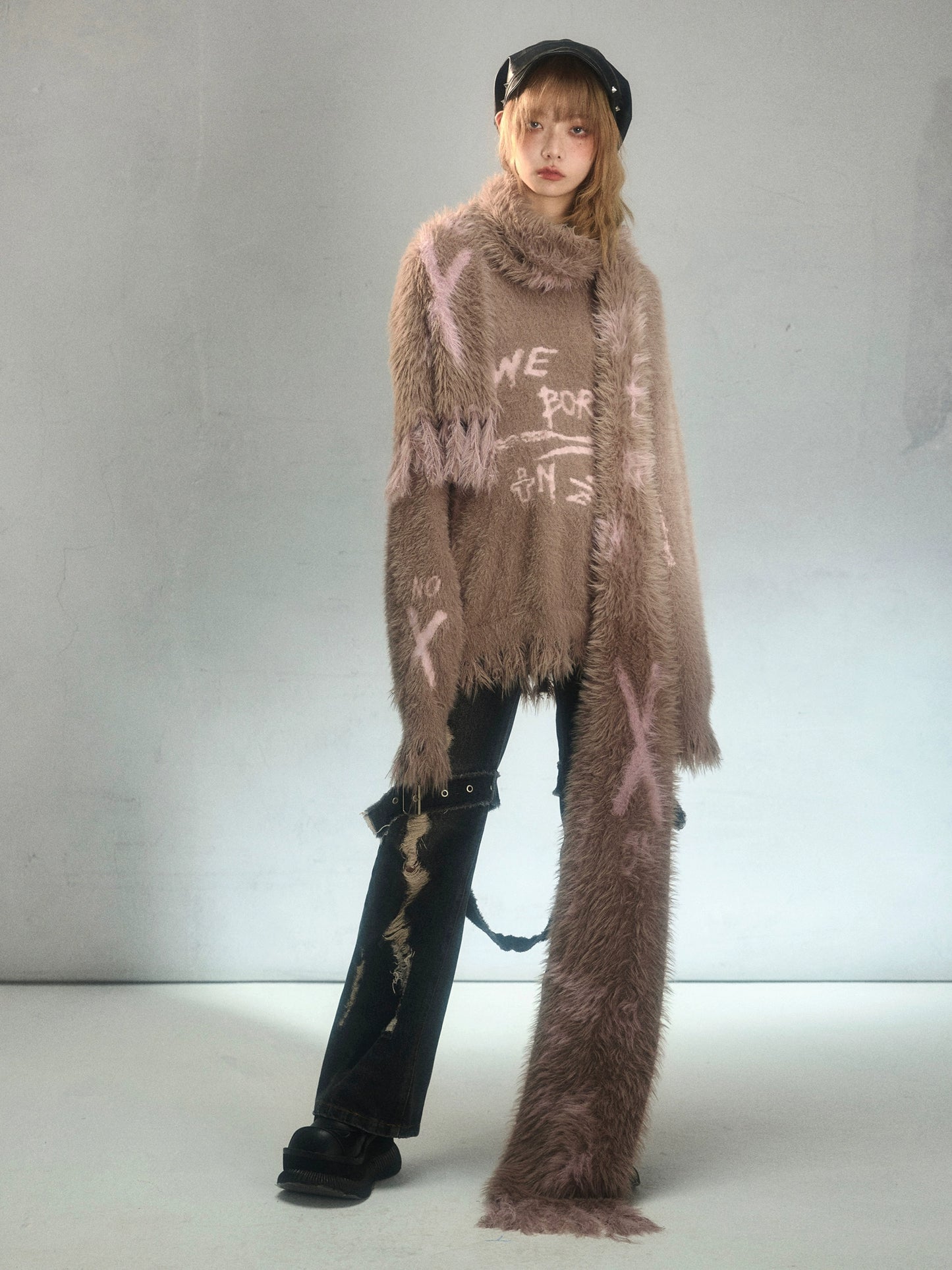 Romantic Punk Graffiti Jacquard Mink Fur Loose Knit