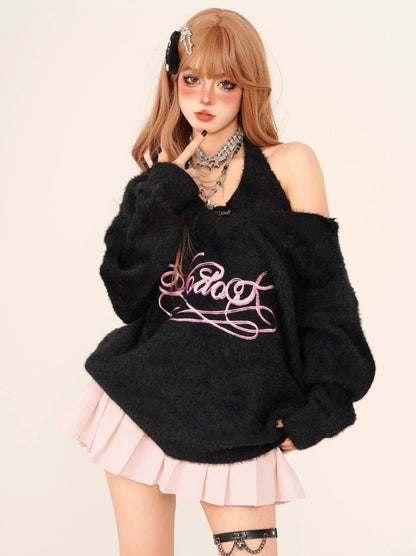 Halter-neck knit camisole + hoodie V-neck letter fur knit