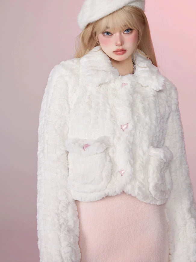 Creamy Waxy White Lapel Love Button Fur Court