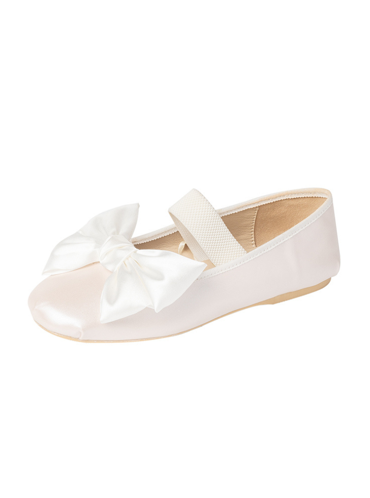 Ribbon flat ballet shoes