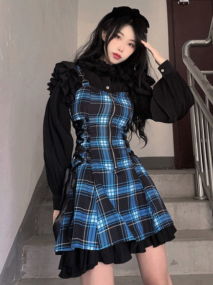 Volume frilled blouse + lace zip up check suspension skirt + black frill design skirt