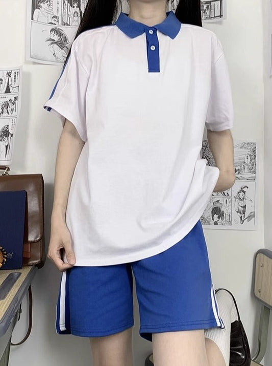 Haut à manches courtes à col polo + jupe plissée, haut à manches courtes à col polo + demi-pantalon à manches courtes [avec sangle porte-nom].