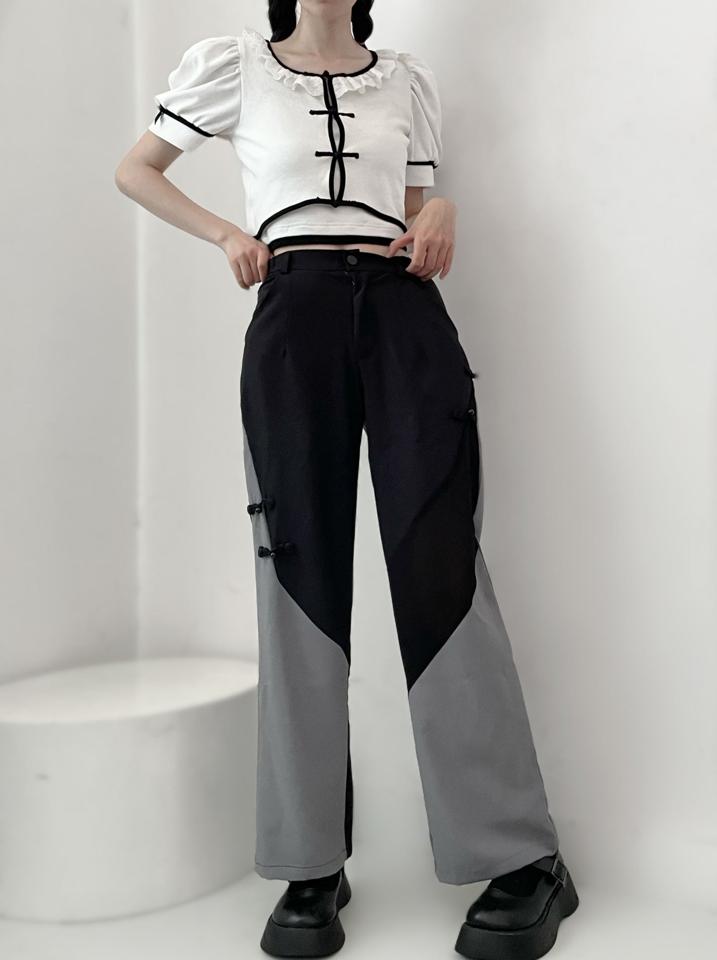 China Girly Cami &amp; Top + Bicolor Buckle Pants