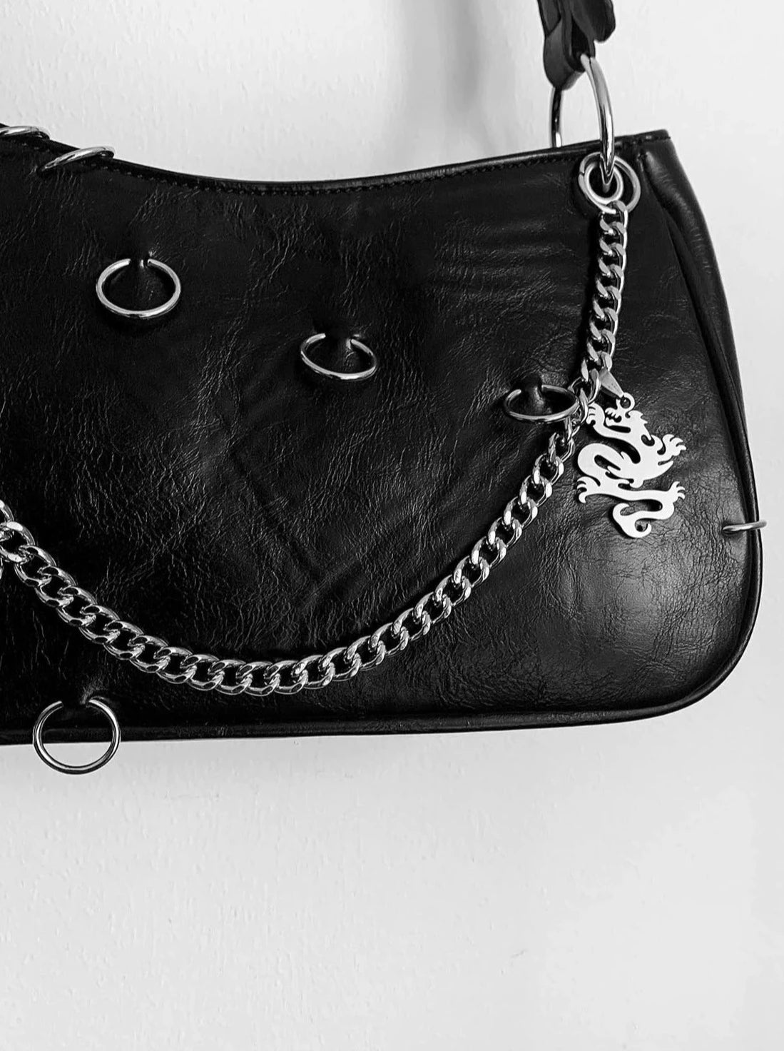 Retro punk metal ring chain oil waxed leather bag