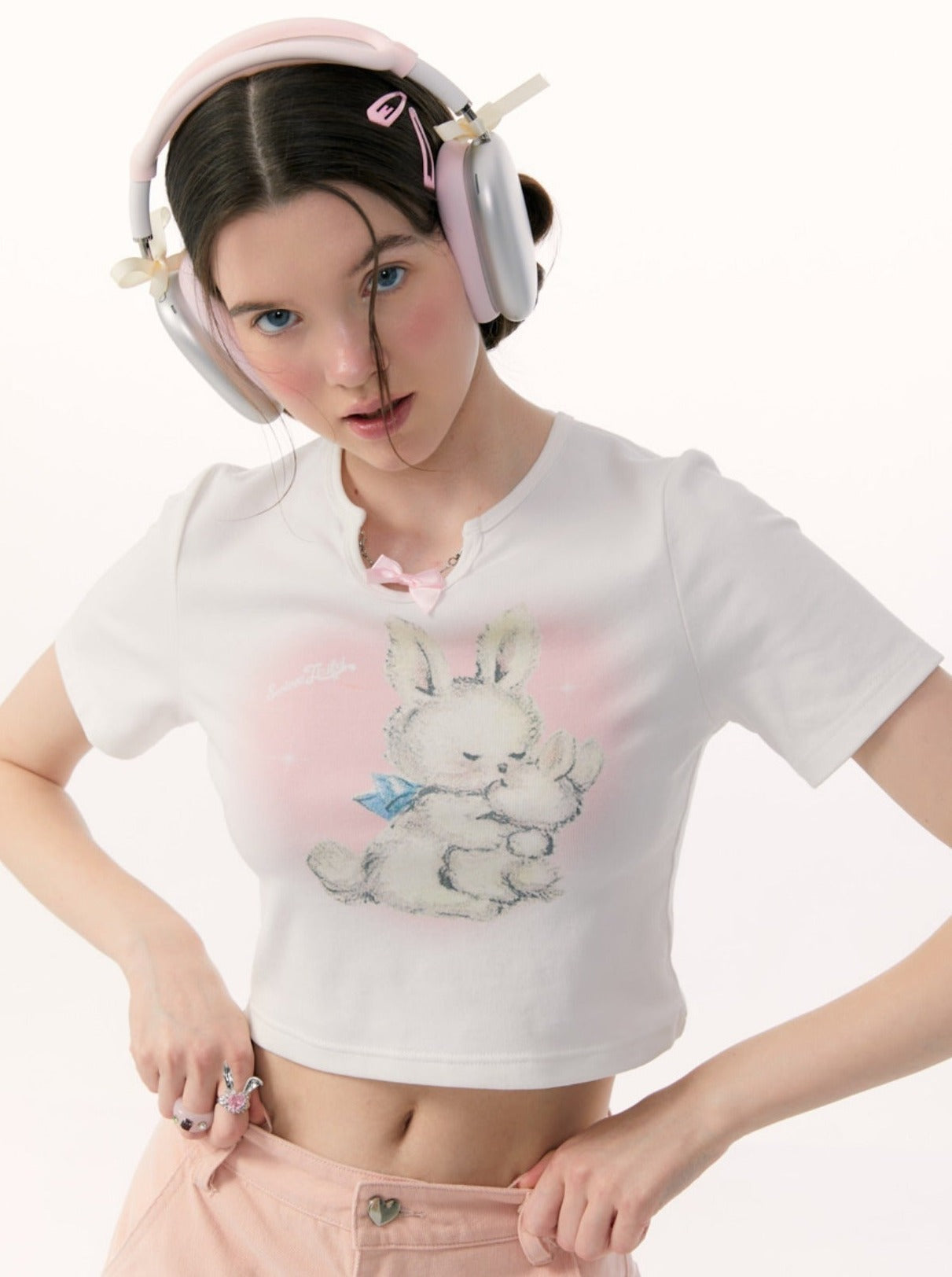 Ribbon Heart Rabbit Hug T -shirt