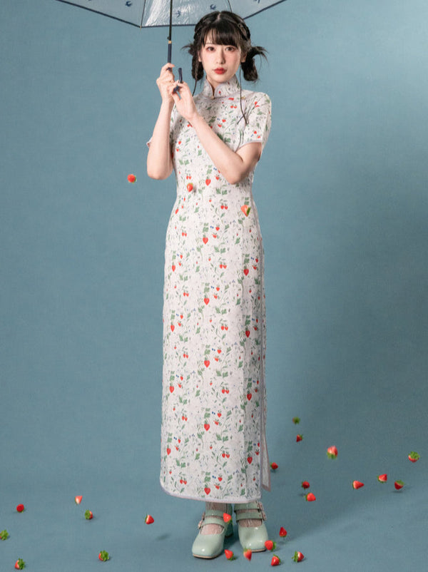 ストロベリーパイピングチャイナドレス