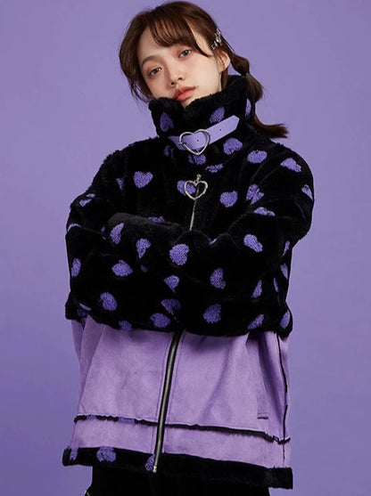 Manteau de fourrure à col roulé noir et violet