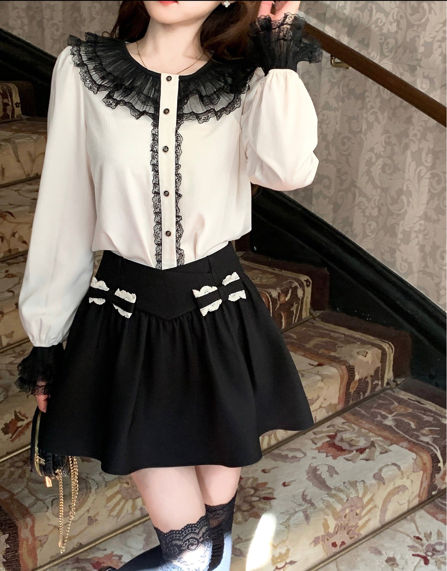 Lace collar French tops