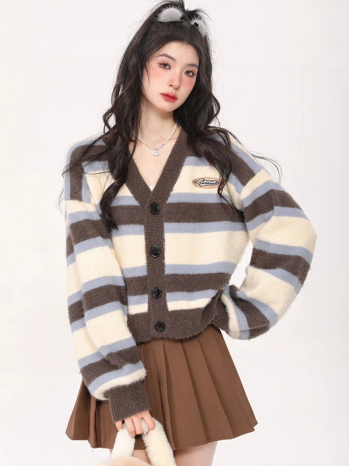 Hot Girl Style Loose V-Neck Short Striped Knit Cardigan