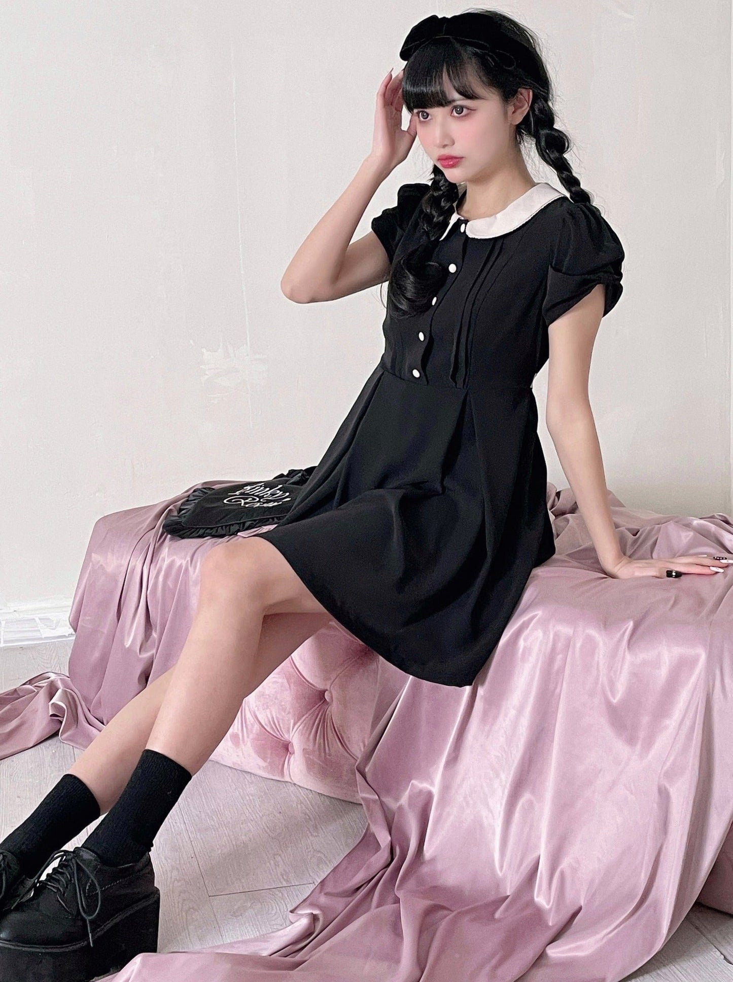 Doll color girly puff sleeve dress