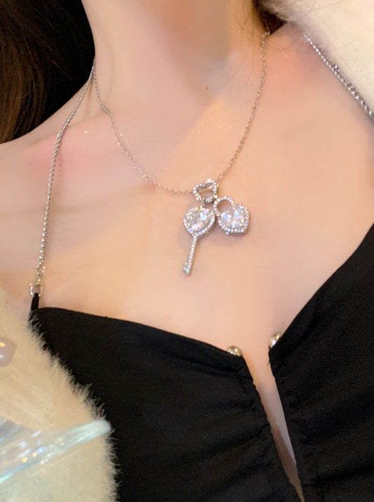 ラブロックキーペンダントネックレス