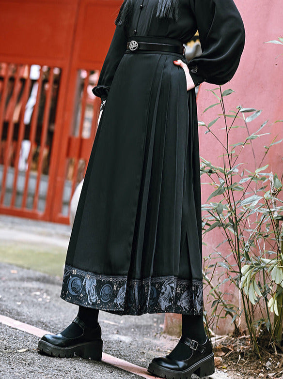 Dark Rabbit Retro China Pleated Skirt