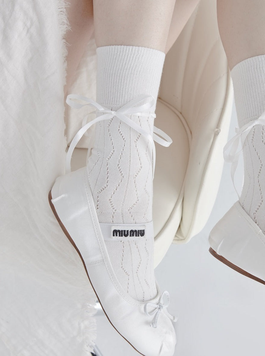 Pure White Suite Ribbon Socks