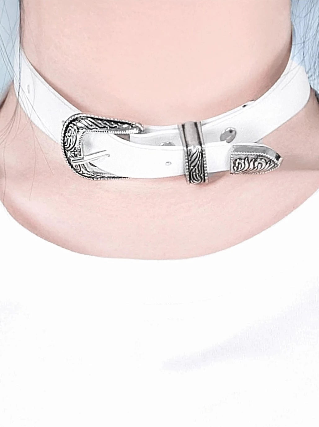 Metal Leather Buckle Choker