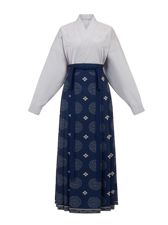 日式图案中式上衣 + 复古长裙