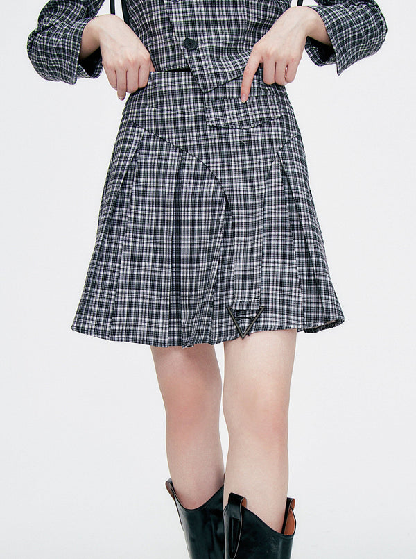 クールチェックセットアップ