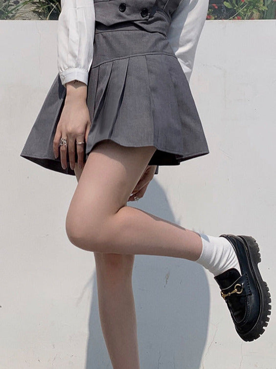 Check tie plain shirt + double breasted vest + asymmetric pleated skirt