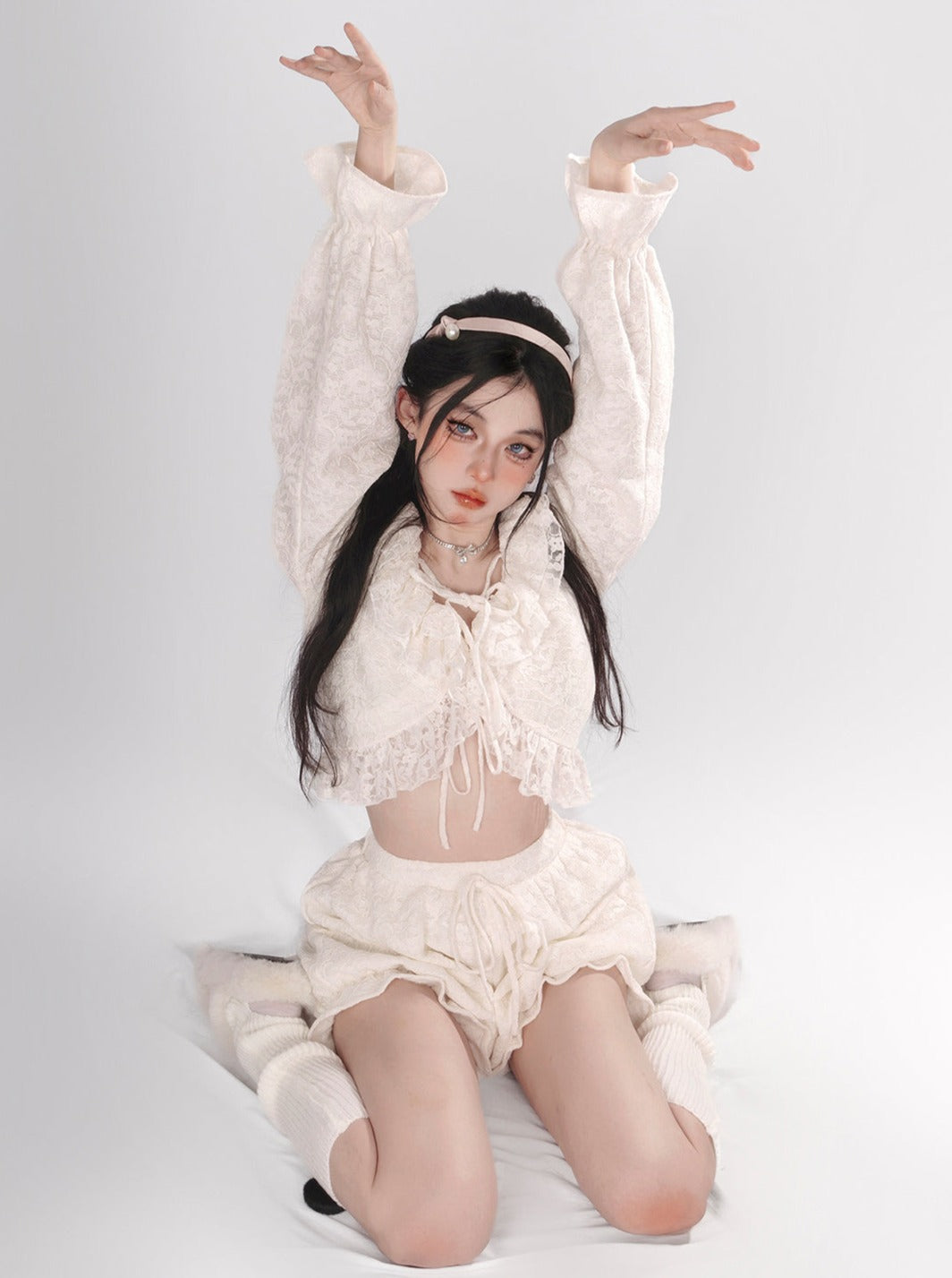 Chiffon lace rabbit setup