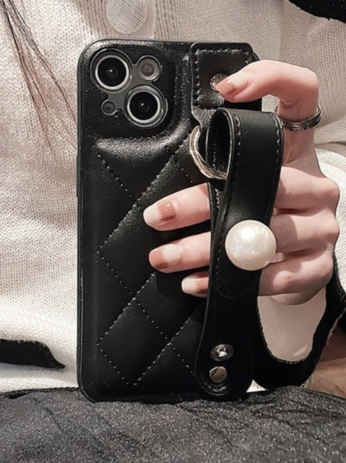 Dark wristband pearl buttan smartphone case
