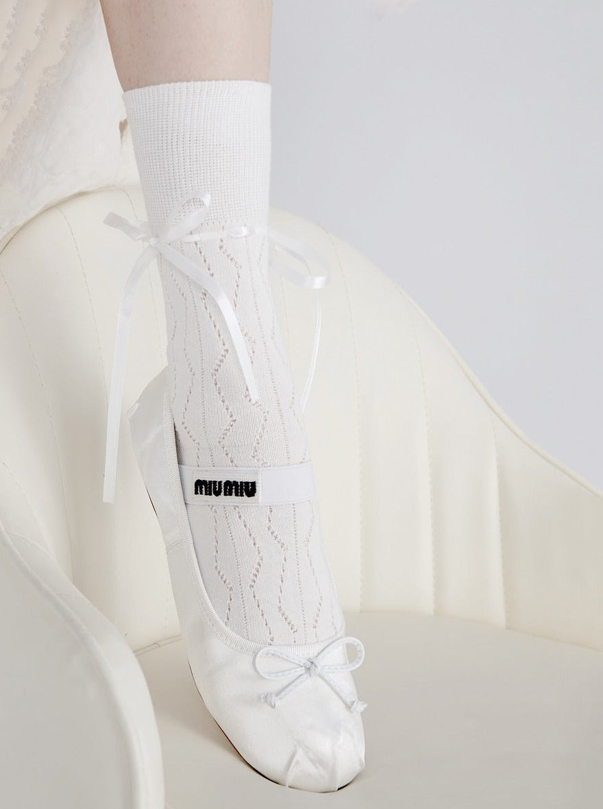 Pure White Suite Ribbon Socks